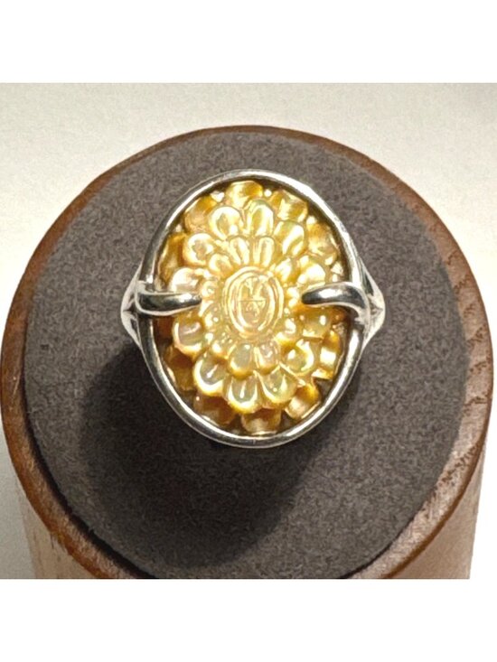 Jewelry - Sterling Silver 925 Carved Mother of Pearl Rhodium Flower Ring Size 7.75